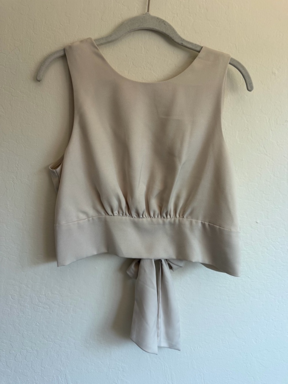 Cream Tank - Picture 1 of 4